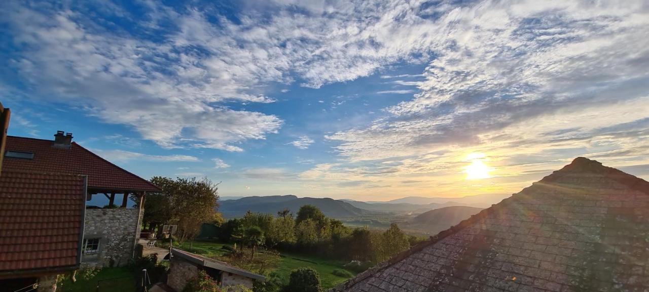 Gite la Montagnette Ruffieux Extérieur photo